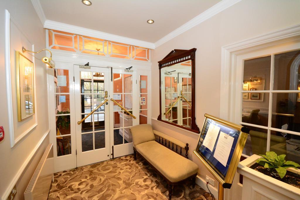 The Crescent Hotel Скарборо Экстерьер фото