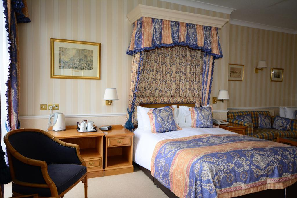 The Crescent Hotel Скарборо Экстерьер фото